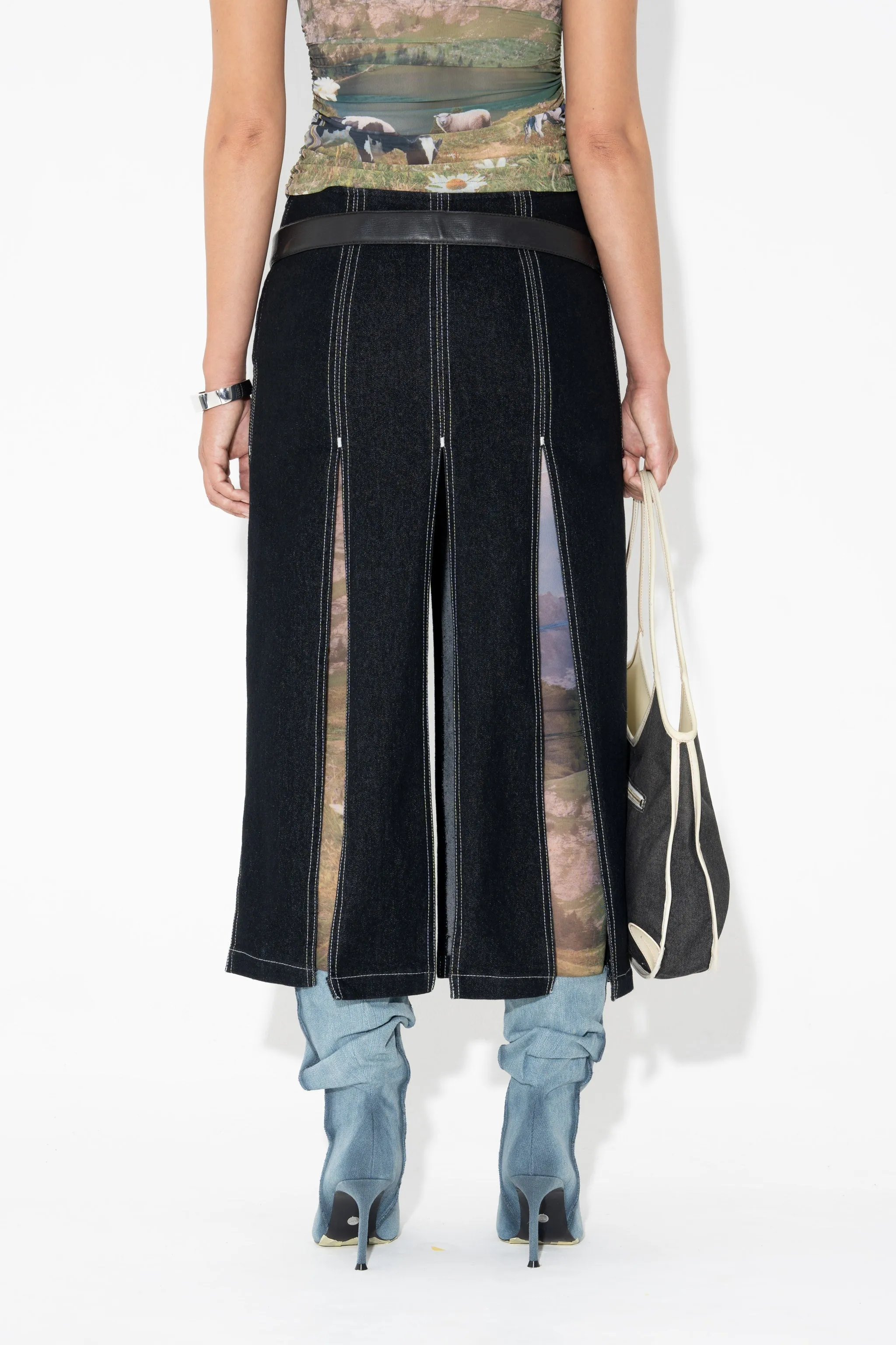 Arthur Apparel - Low Rise Panelled Skirt - Black Denim