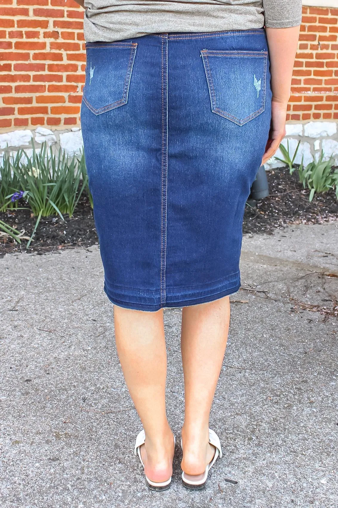 Devyn Moto Denim Skirt (Dk. Indigo)