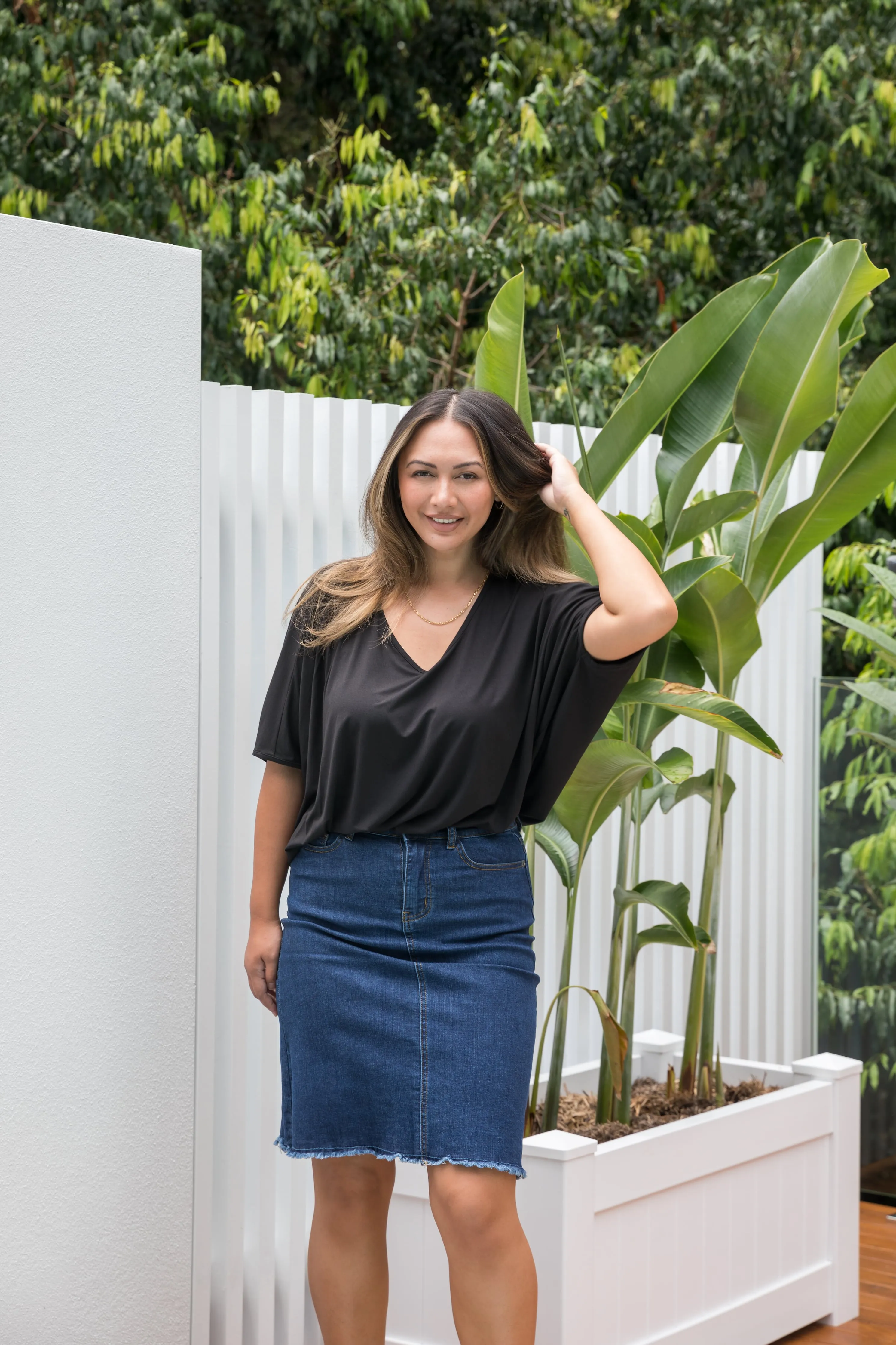 Frayed Denim Skirt in Dark Blue