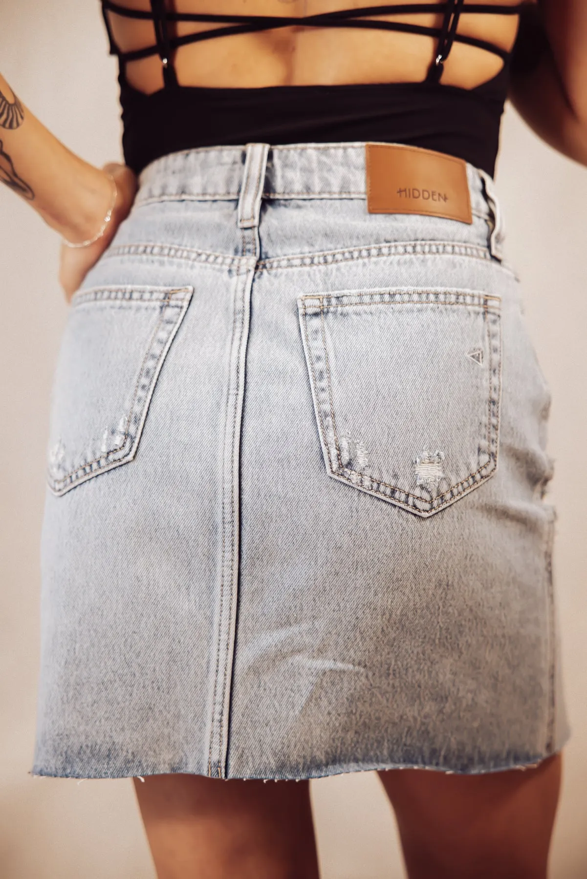 Hidden Jeans Peyton Mini Denim Skirt