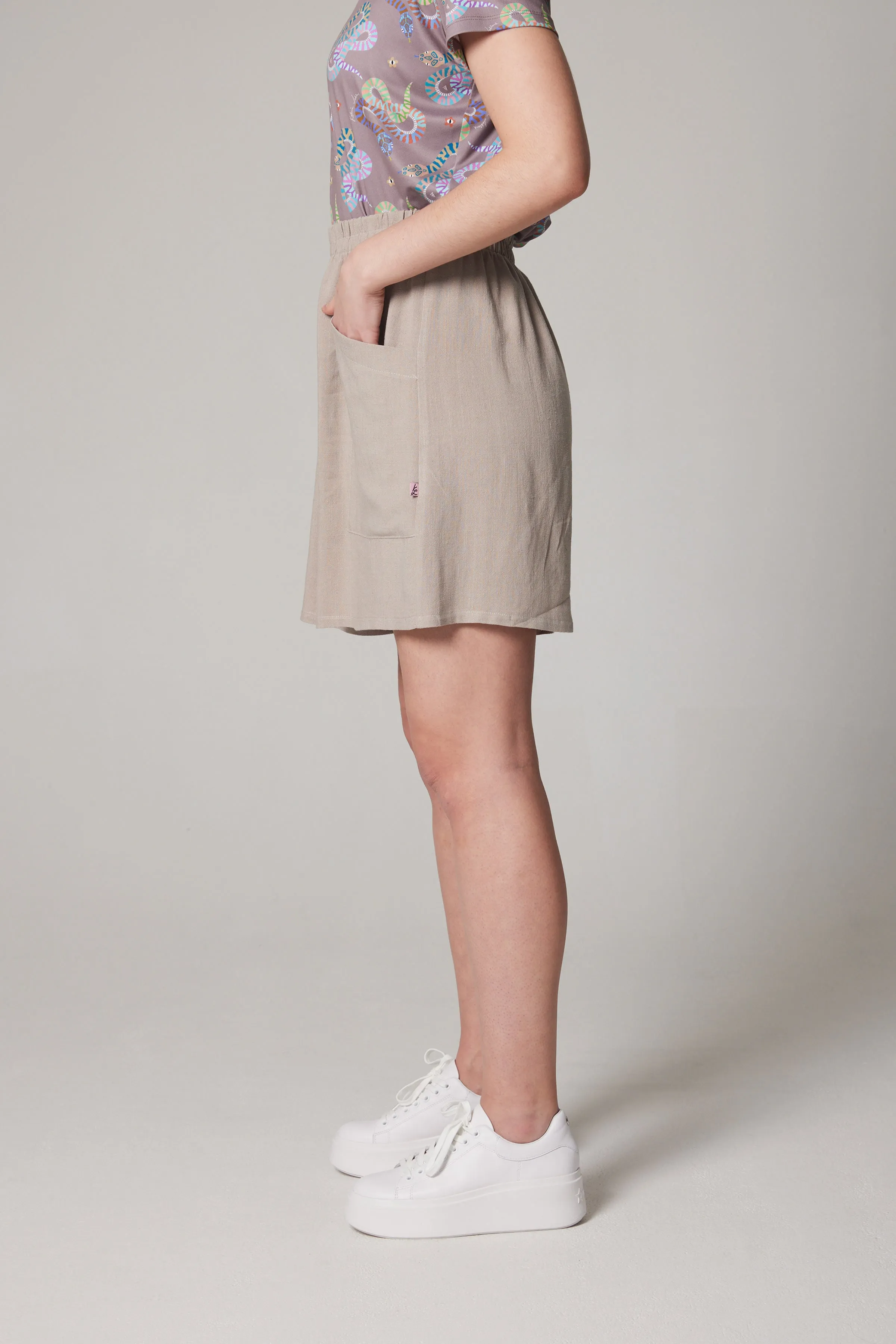 Linen Shorts - Beige