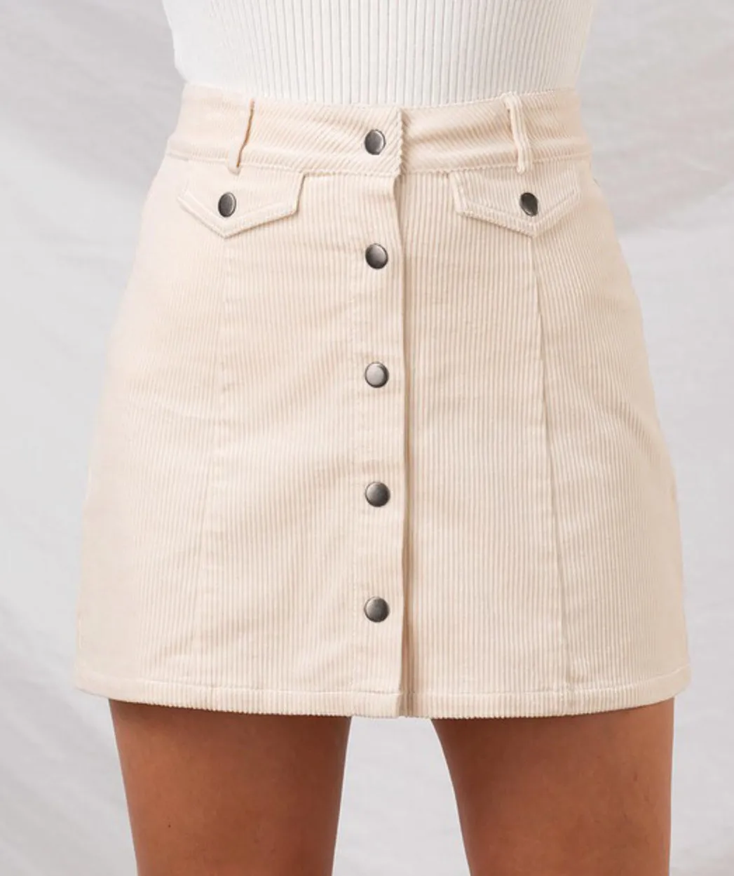 Missy corduroyed ivory skirt