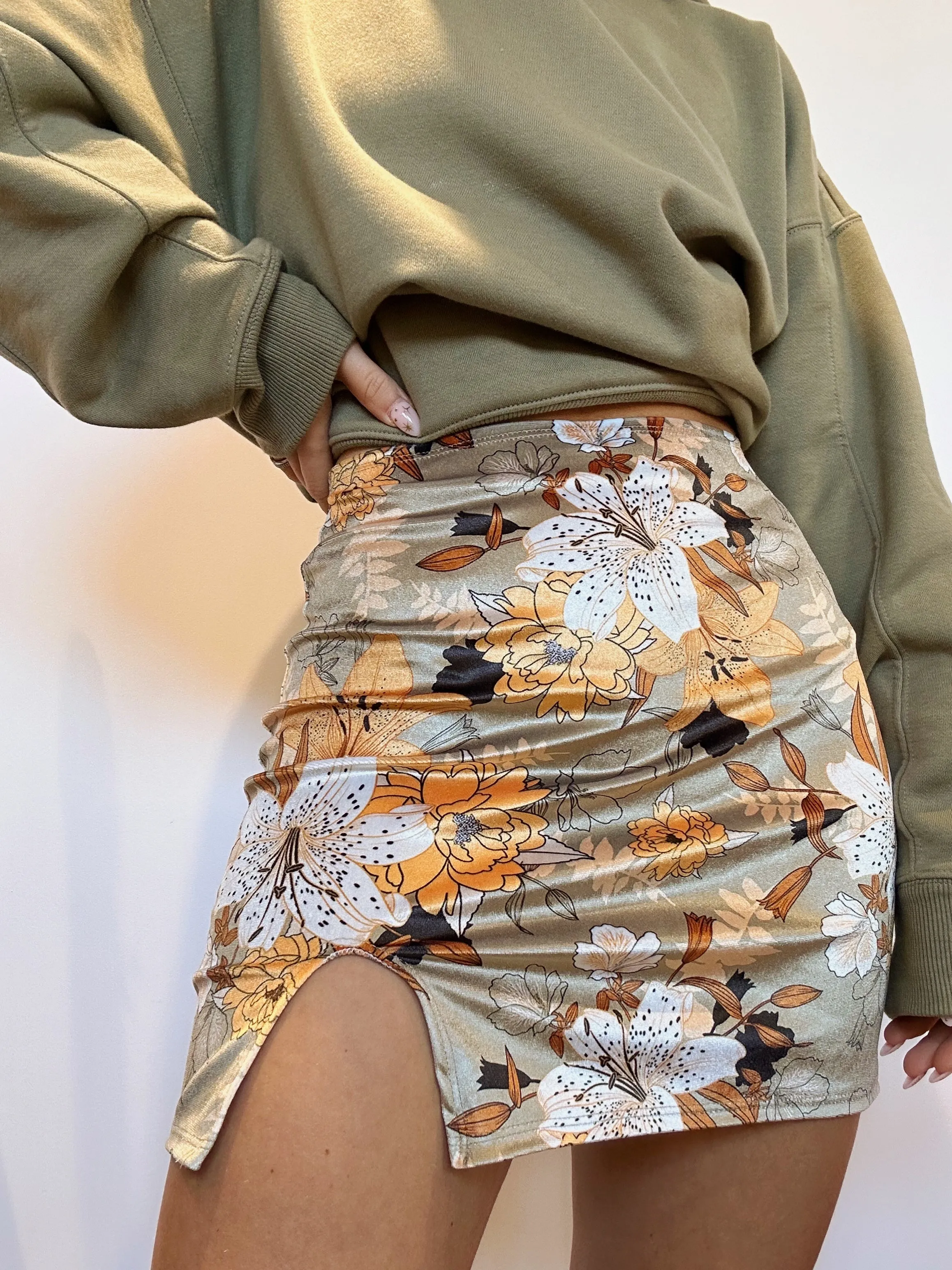 Velvet floral mini skirt