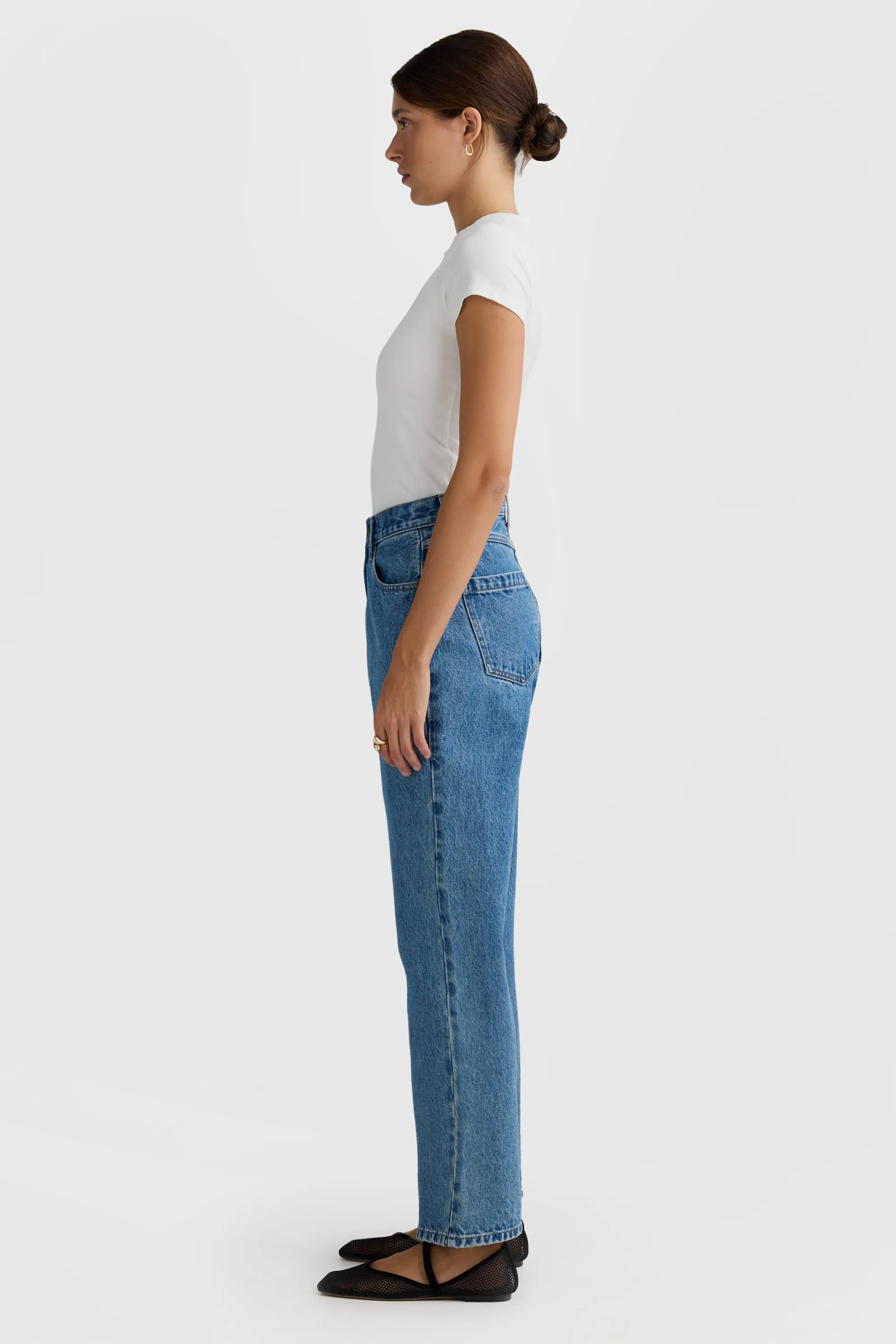 Willow Denim Straight Leg Jean Mid Blue